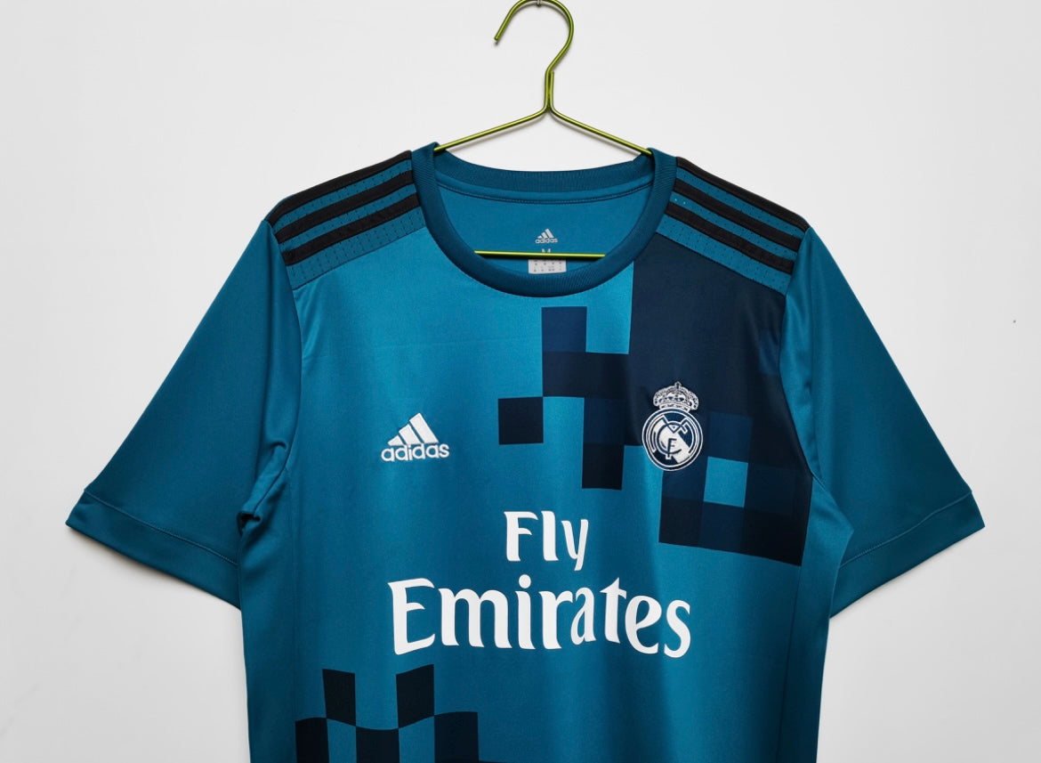 Maillot Rétro Real Madrid 2017-18 Extérieur