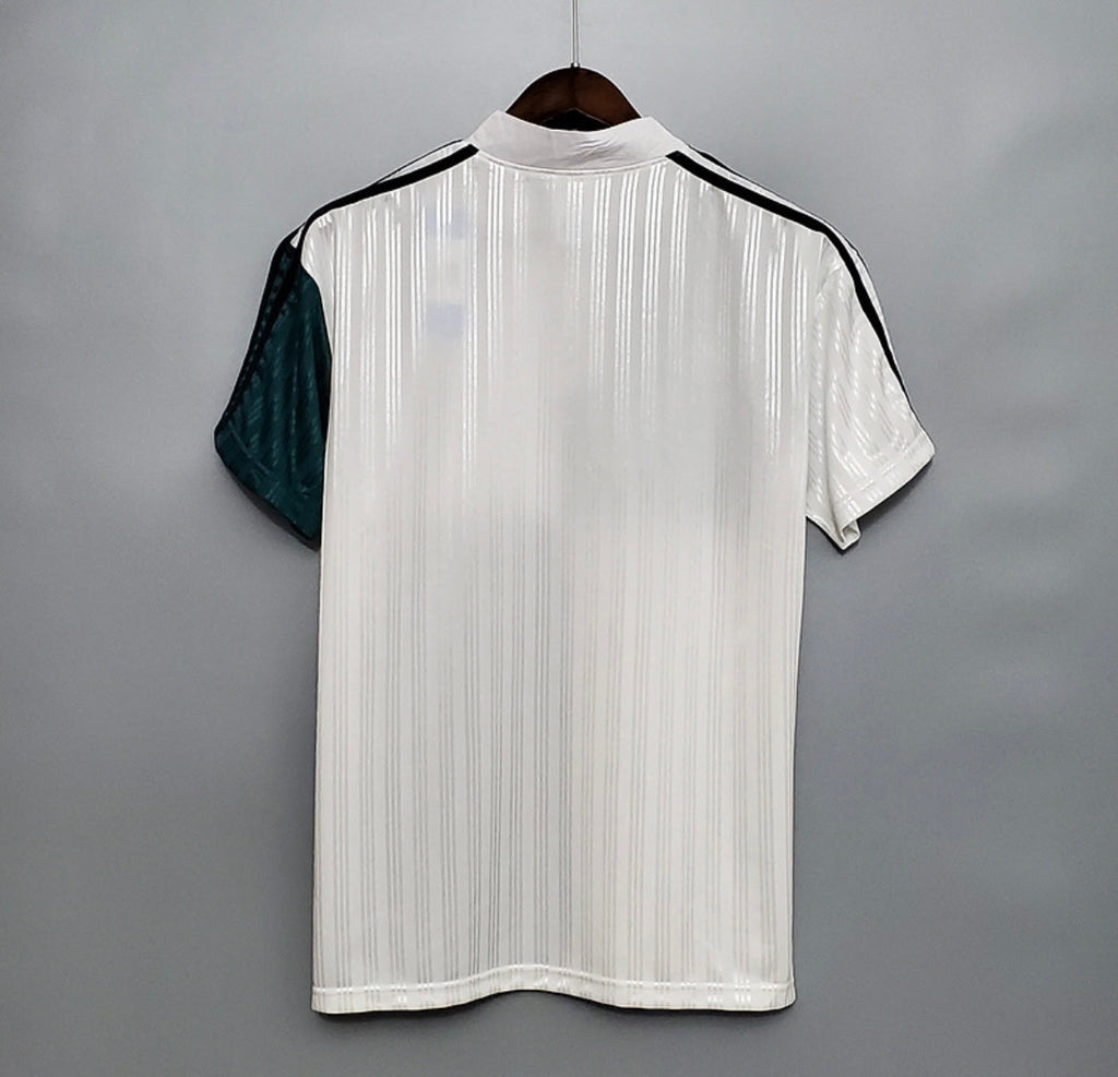 Maillot Rétro Liverpool 1995-96 Extérieur