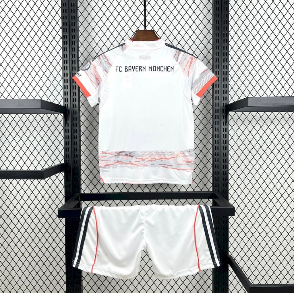 Kit Enfant Bayern Munich 2025-26 Extérieur