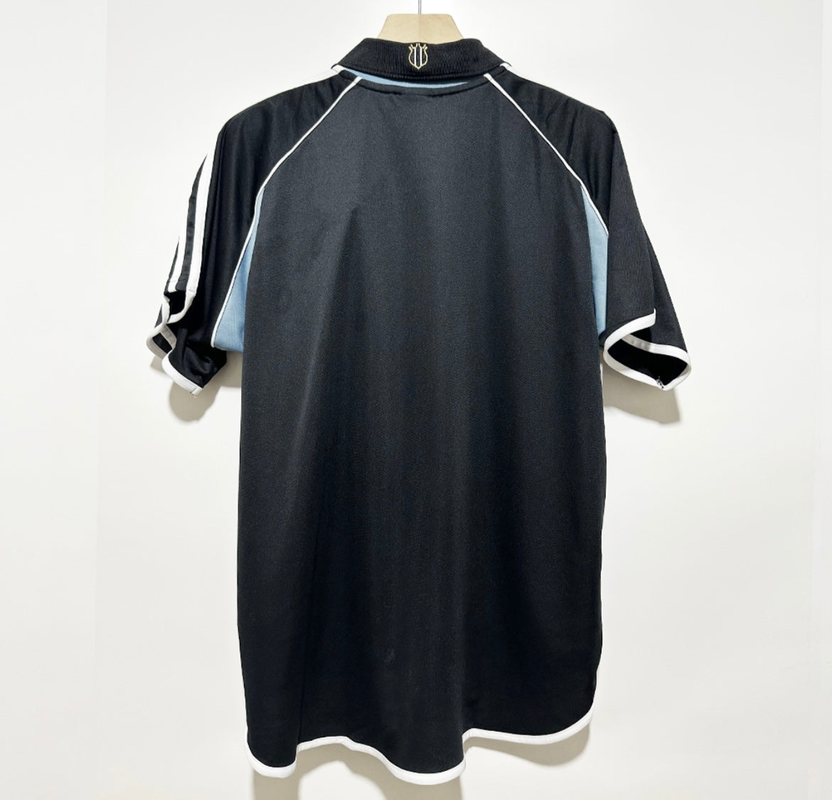 Maillot Rétro Newcastle 2000-01 Extérieur