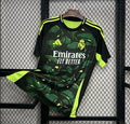 Maillot Real Madrid 2024-25 Concept V8