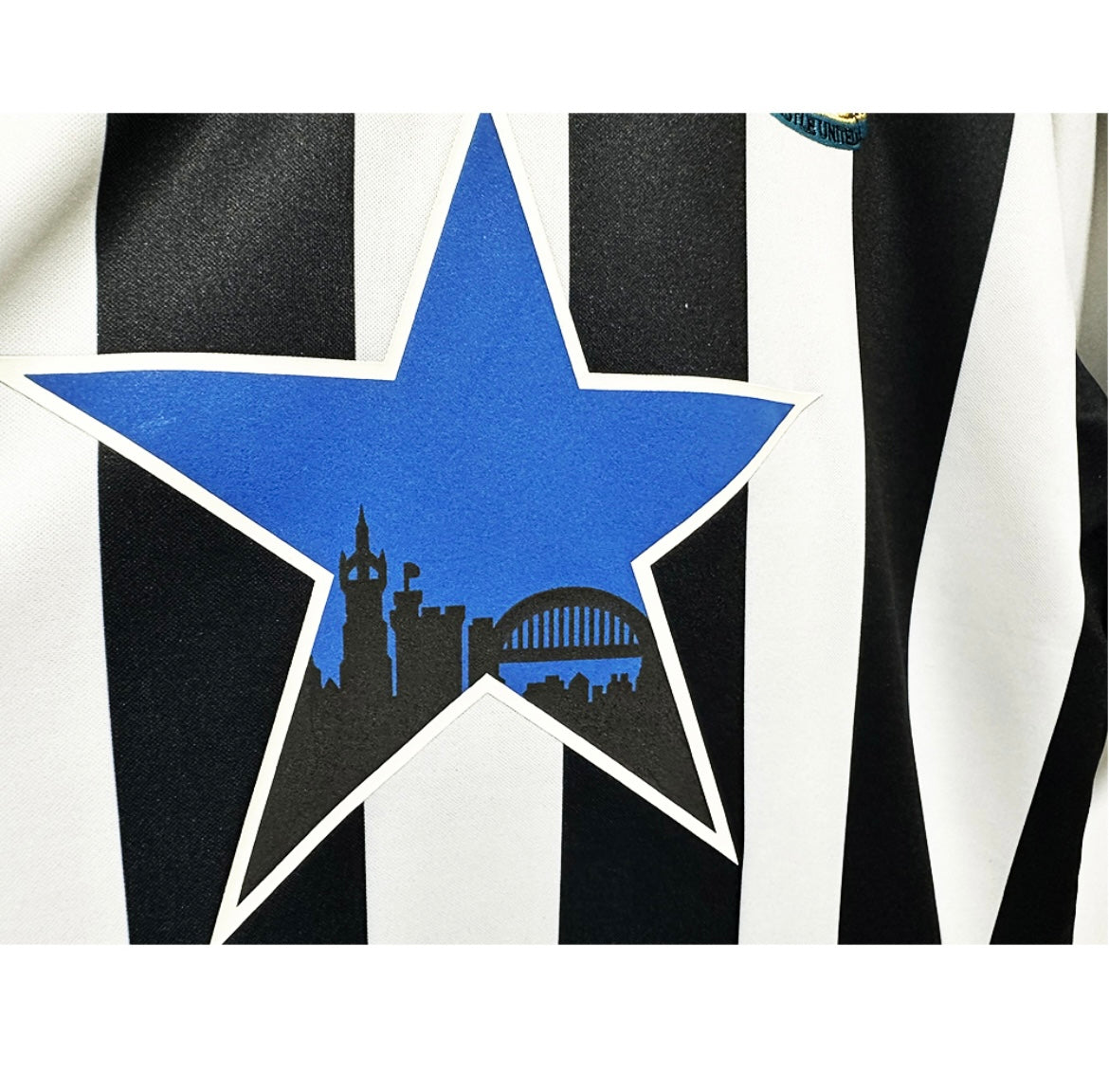 Maillot Rétro Newcastle 1993-94 Domicile