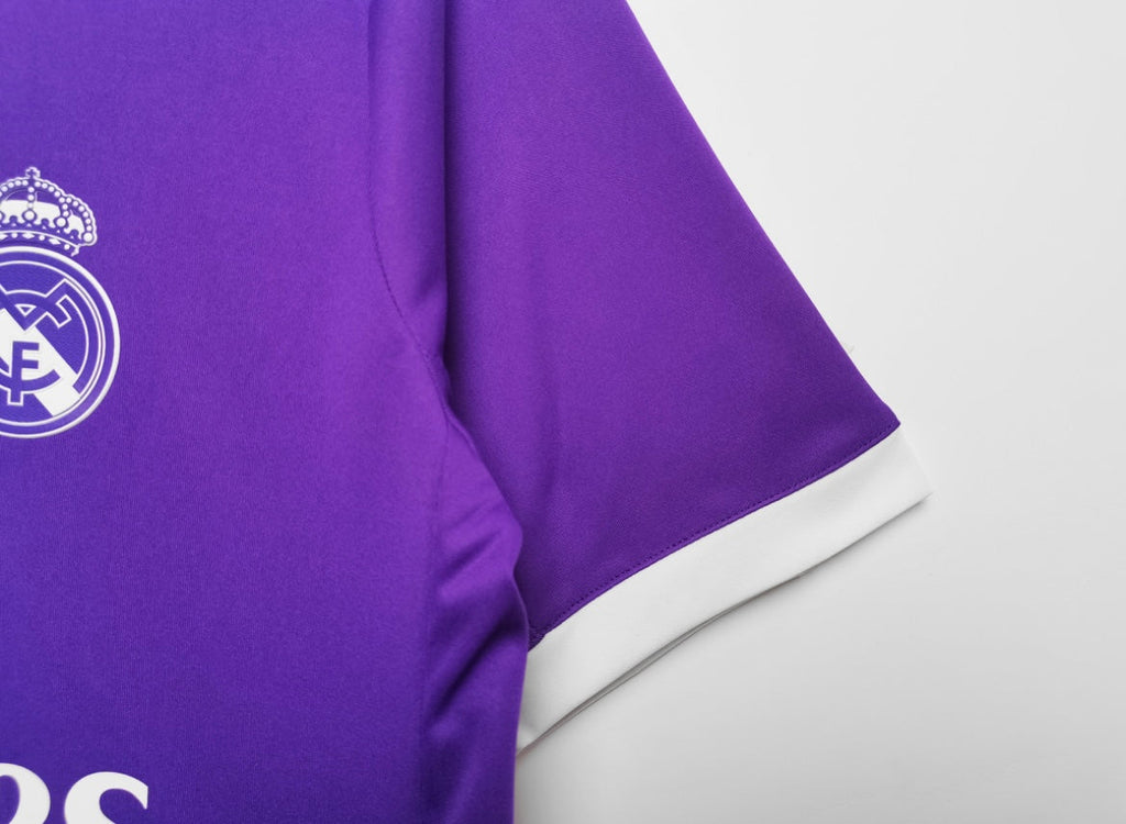 Maillot Rétro Real Madrid 2016-17 Extérieur