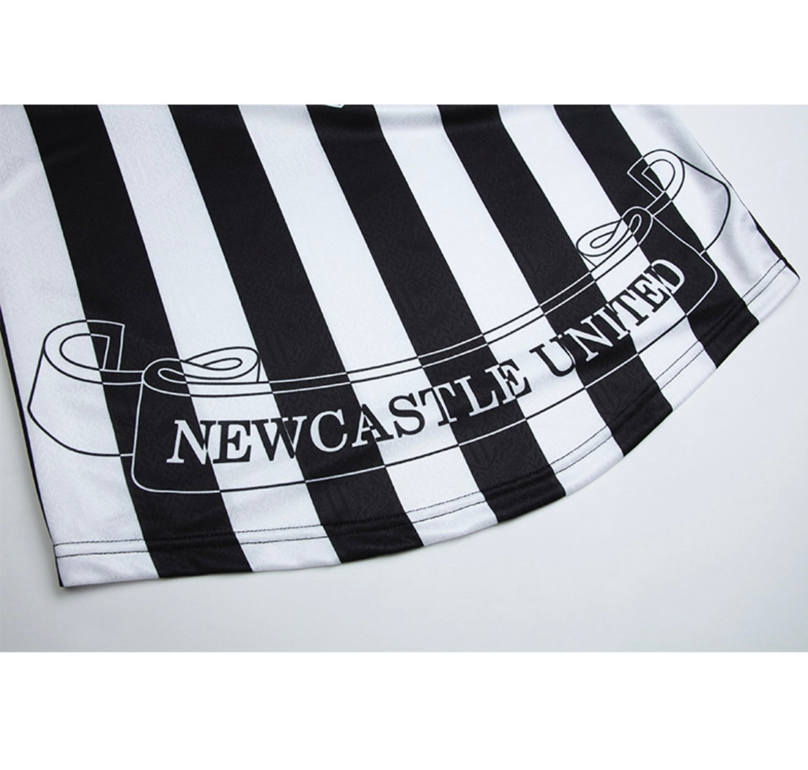 Maillot Rétro Newcastle 1997-98 Domicile