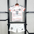 Kit Enfant Bayern Munich 2025-26 Extérieur