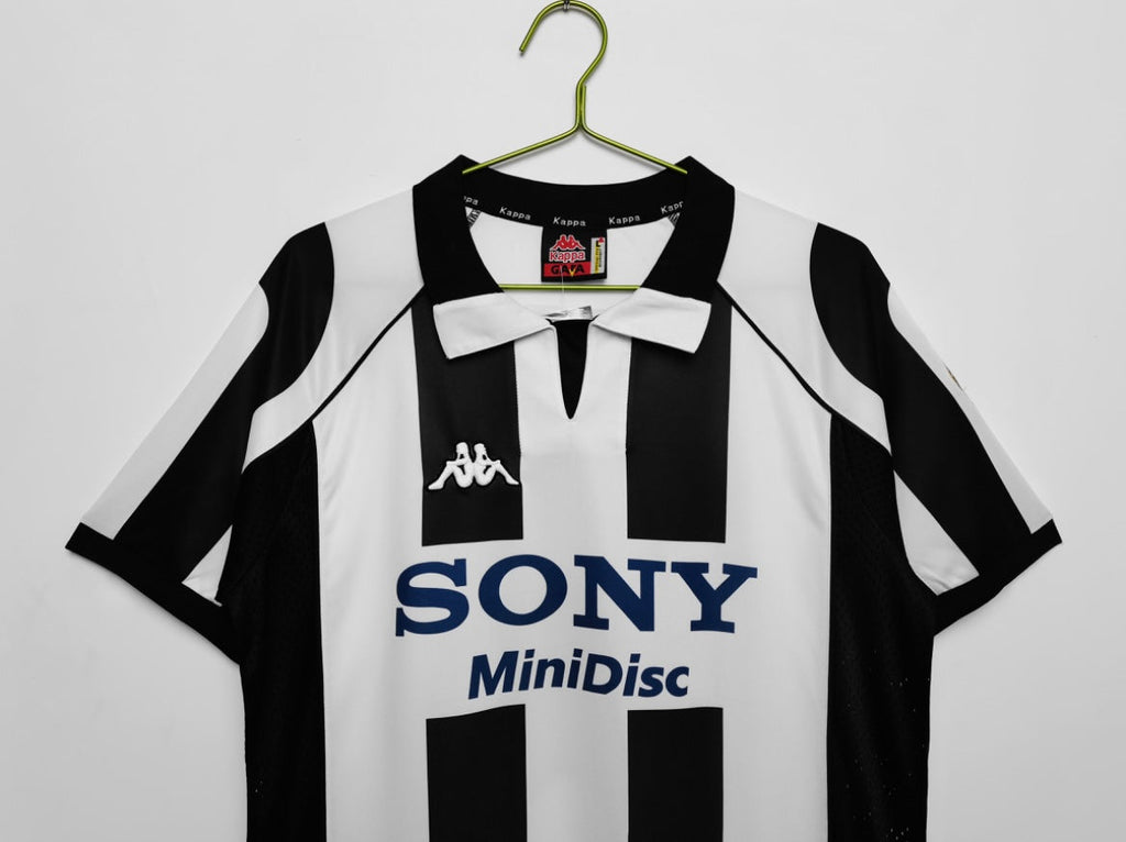 Maillot Rétro Juventus 1997-98 Domicile