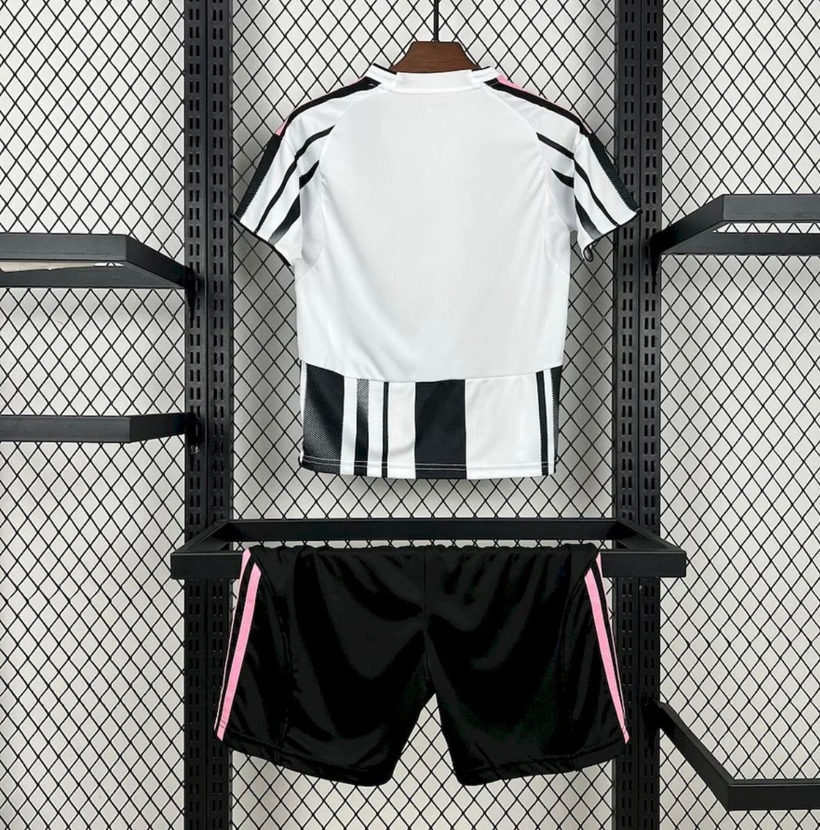 Kit Enfant Juventus 2025-26 Domicile