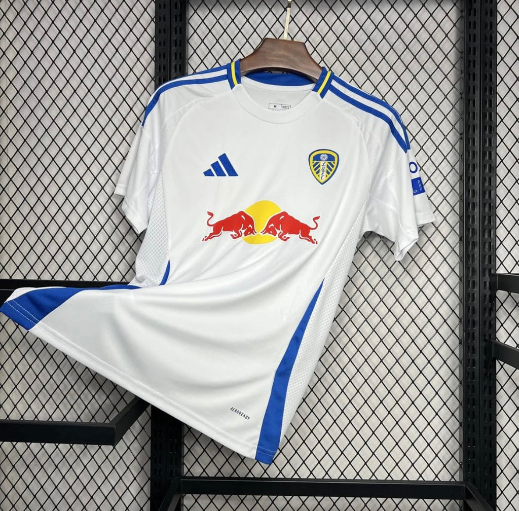 Leeds United 2024/25 Domicile
