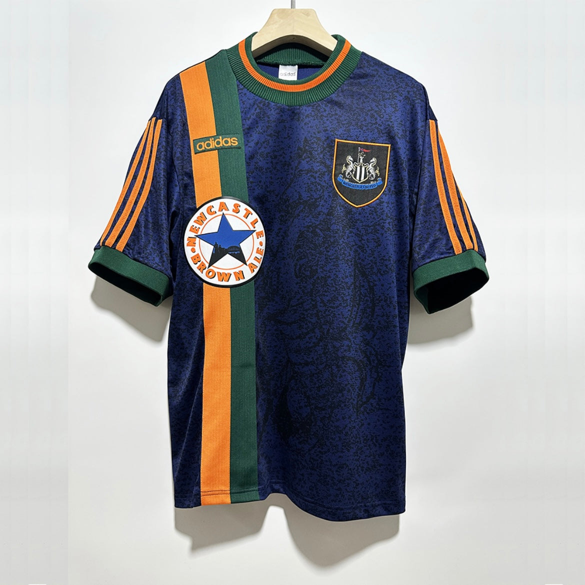 Maillot Rétro Newcastle 1997-98 Extérieur