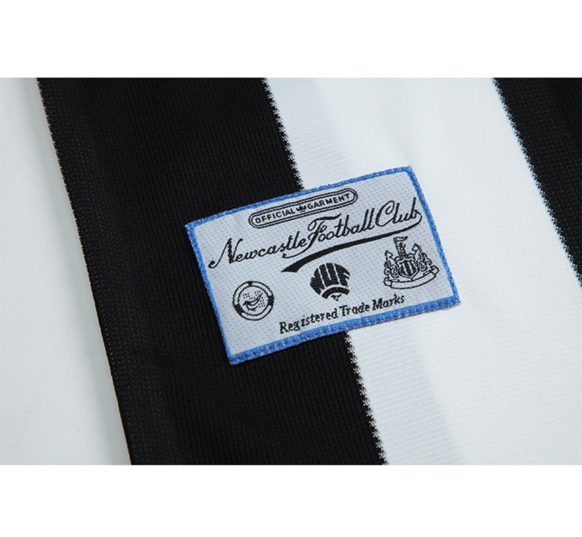 Maillot Rétro Newcastle 1995-96 Domicile