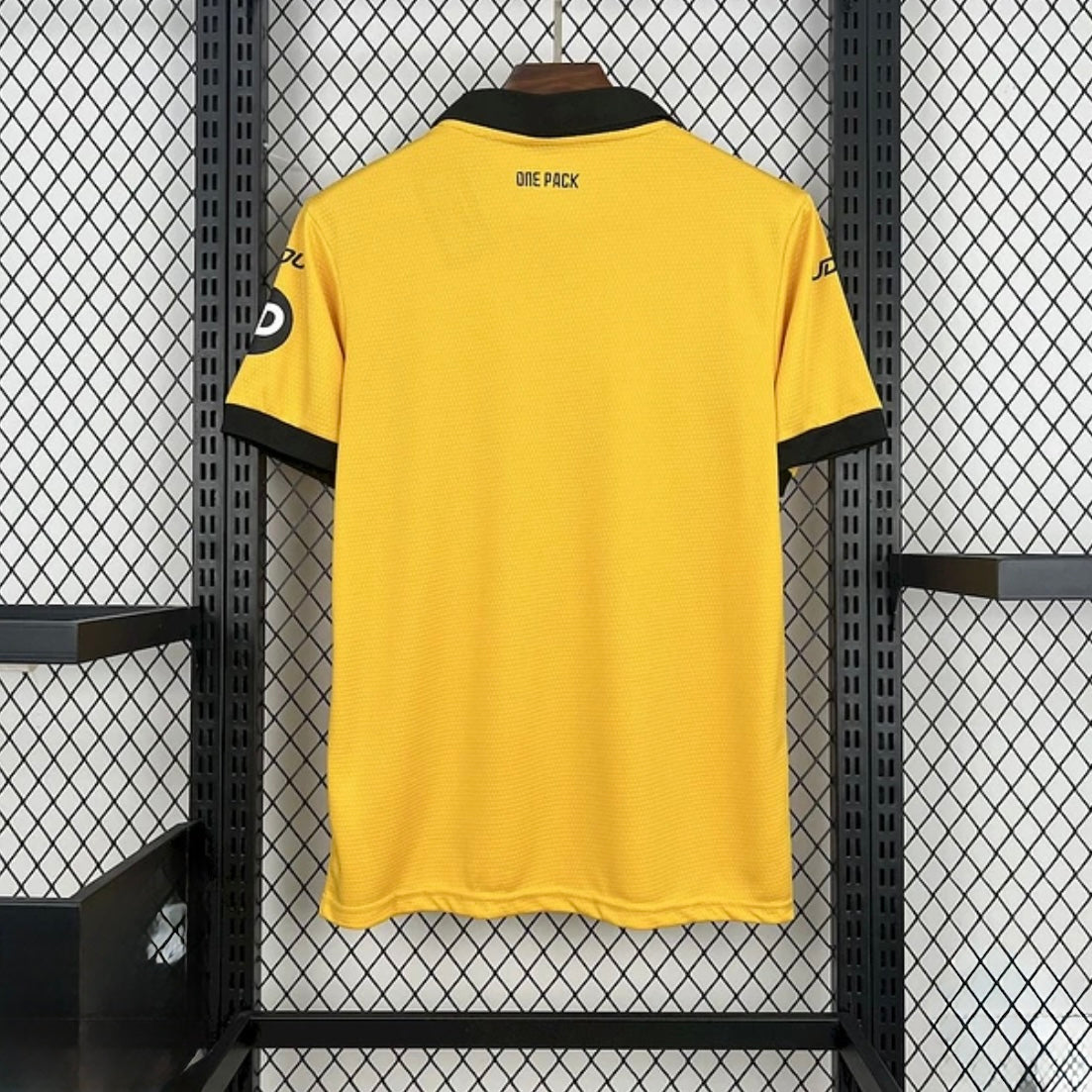 Maillot Wolverhampton 2025-26 Domicile