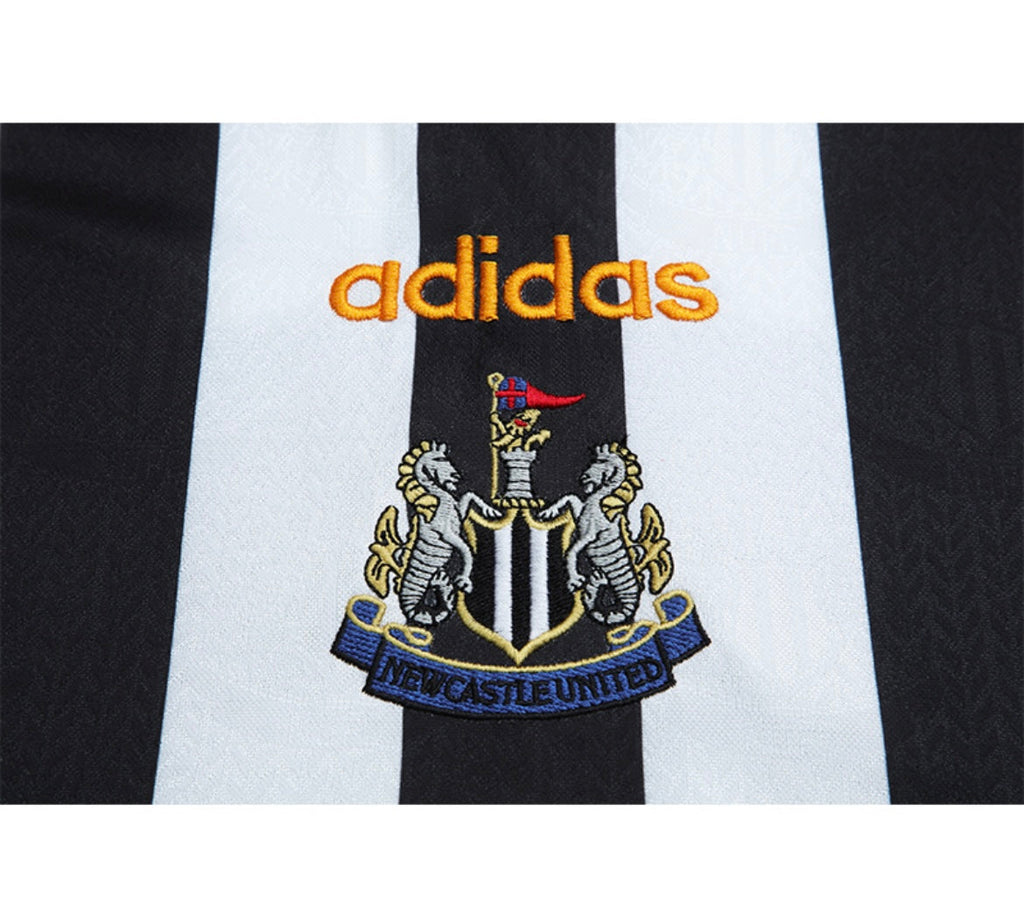 Maillot Rétro Newcastle 1997-98 Domicile