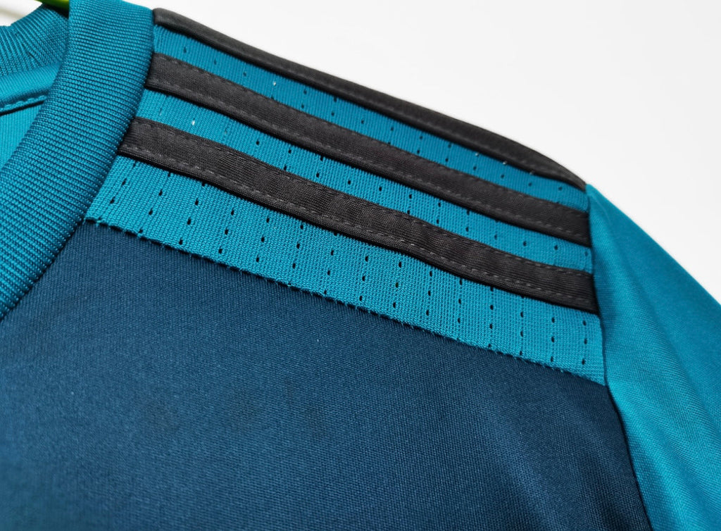 Maillot Rétro Real Madrid 2017-18 Extérieur Manches Longues