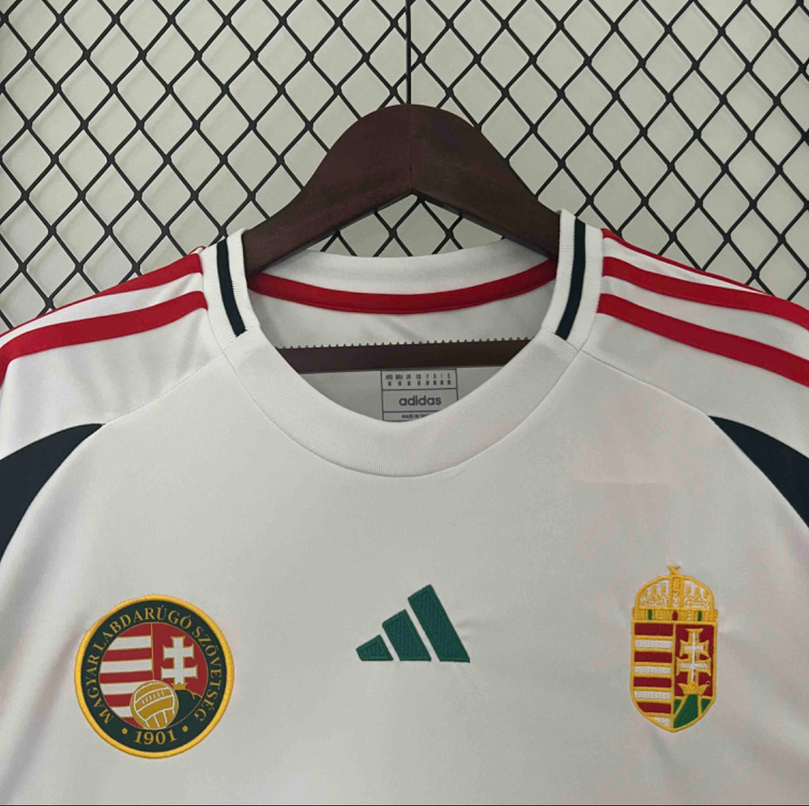 Maillot Hongrie 2024 Extérieur