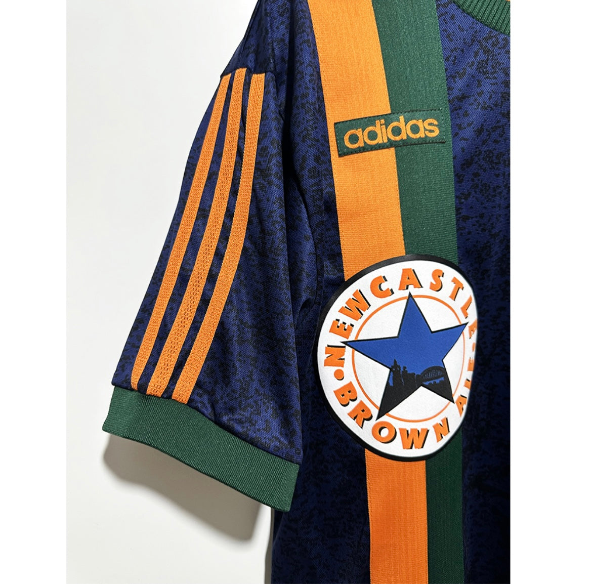 Maillot Rétro Newcastle 1997-98 Extérieur
