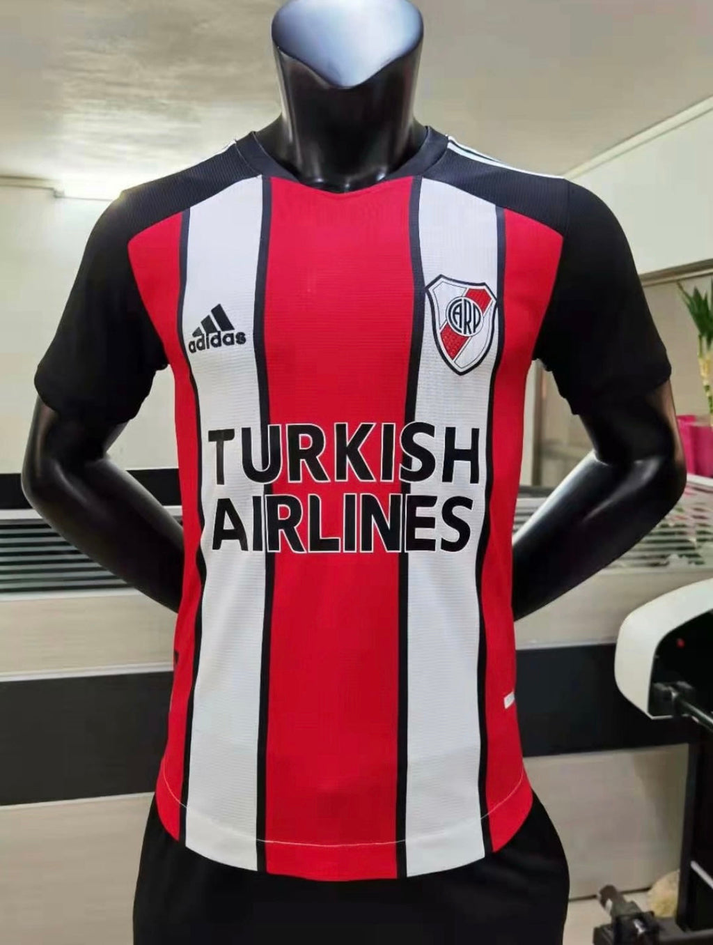 Maillot River Plate 2021-22 Domicile