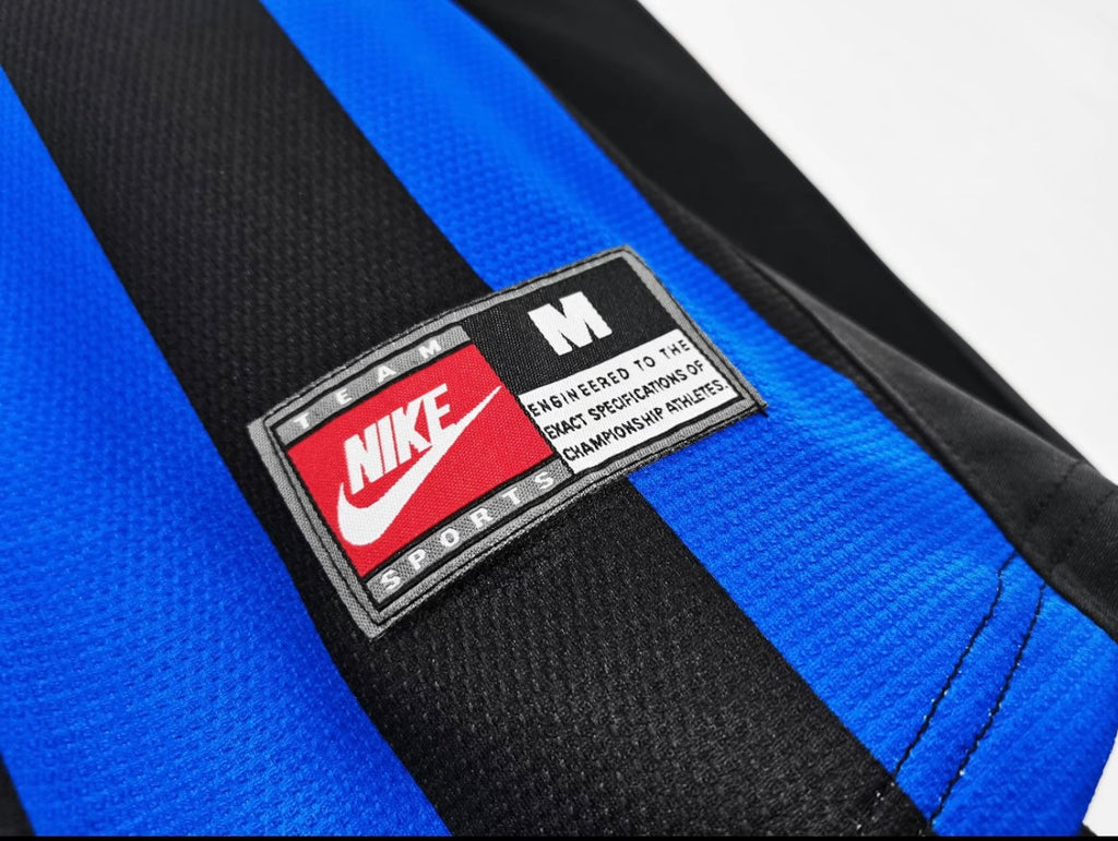 Maillot Rétro Inter Milan 1998-99 Domicile