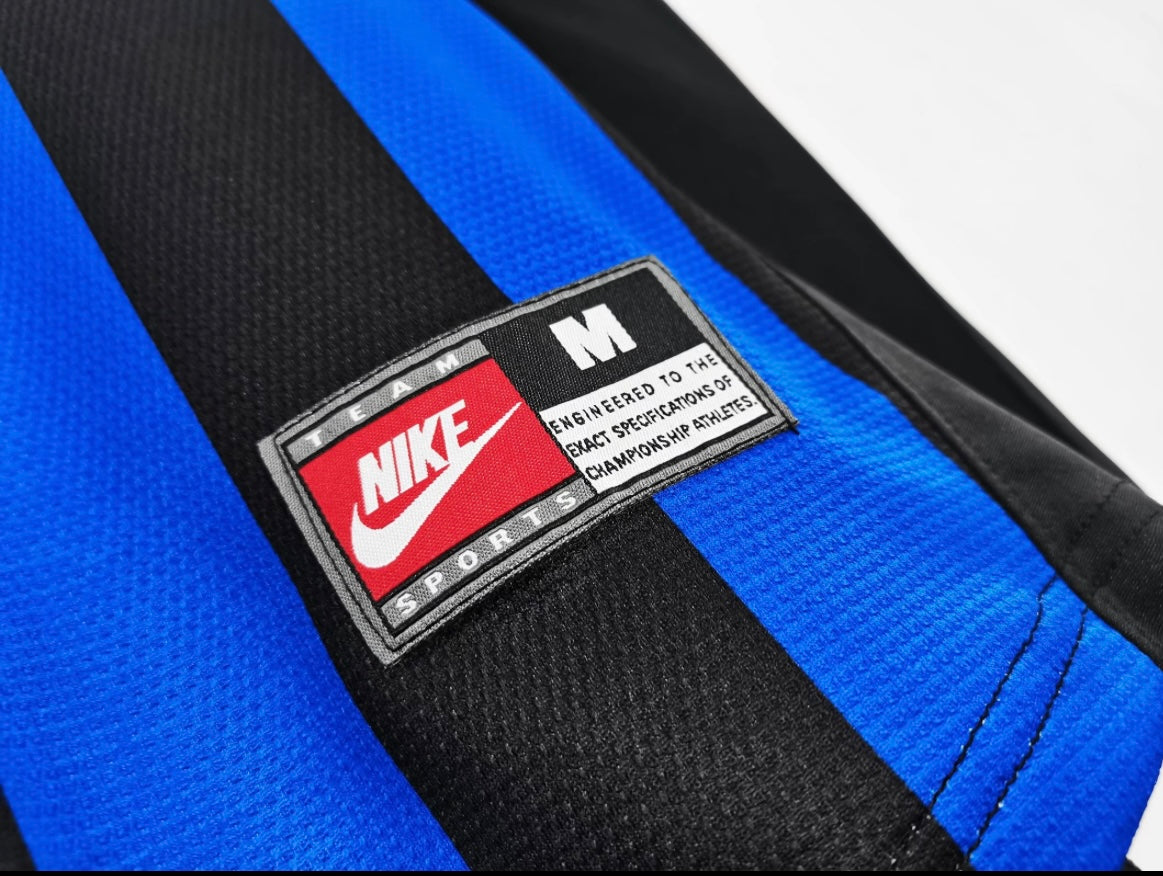 Maillot Rétro Inter Milan 1998-99 Domicile