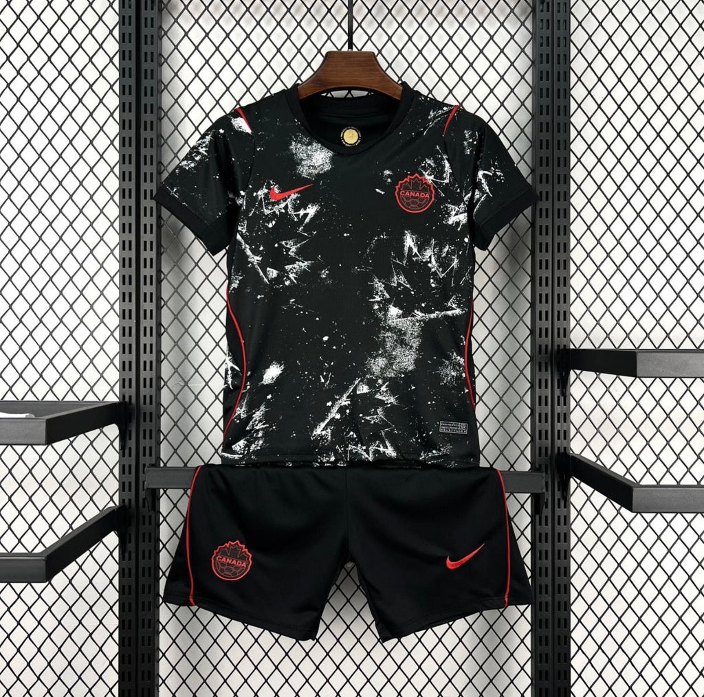 Kit Enfant Canada 2026 Extérieur