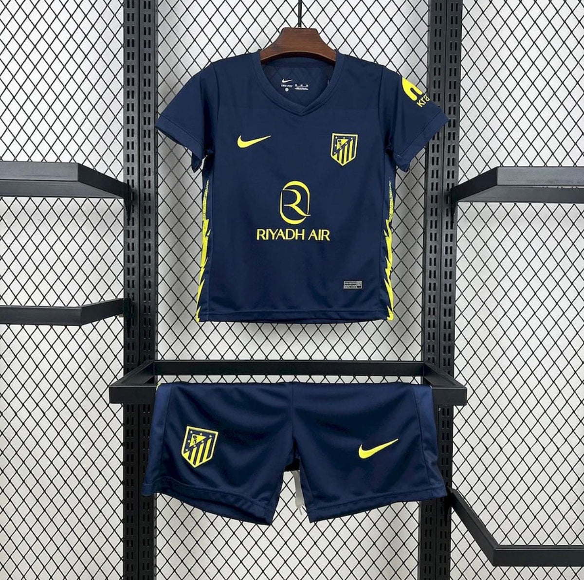 Kit Enfant Atlético Madrid 2025-26 Extérieur