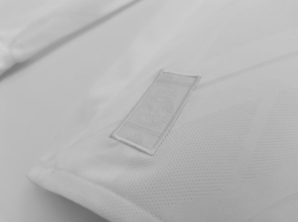 Maillot Rétro Real Madrid 2017-18 Domicile Manches Longues