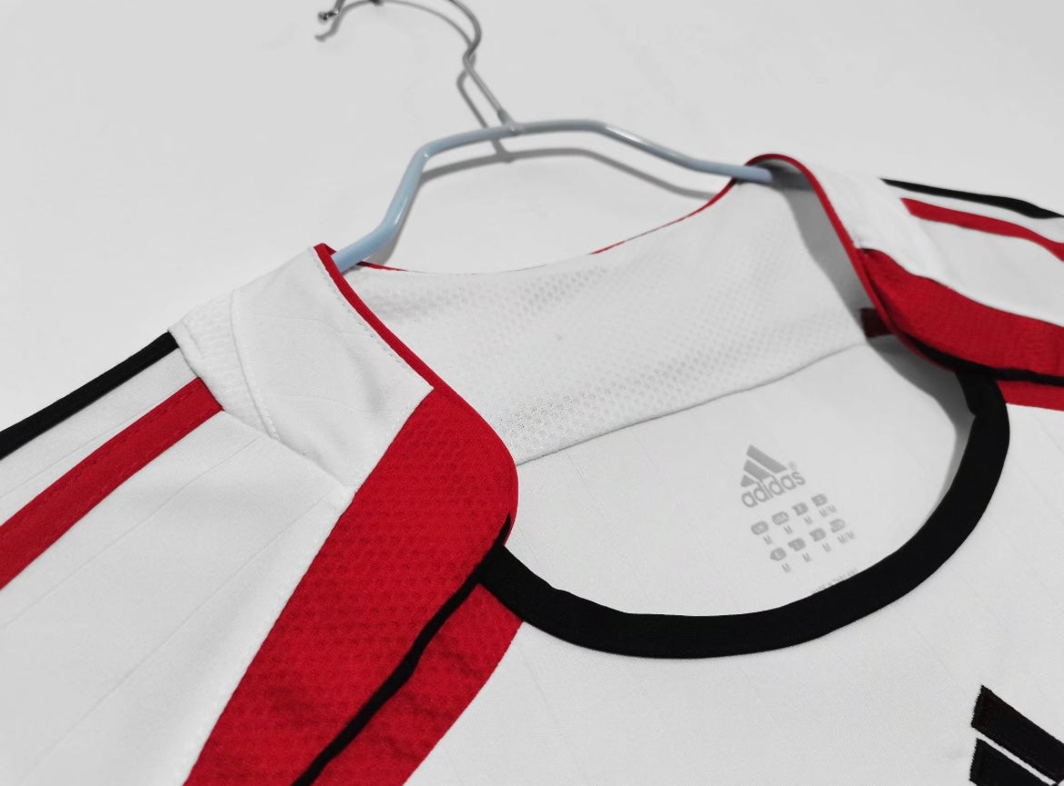 Maillot Rétro AC Milan 2006-07 Extérieur Manches Longues