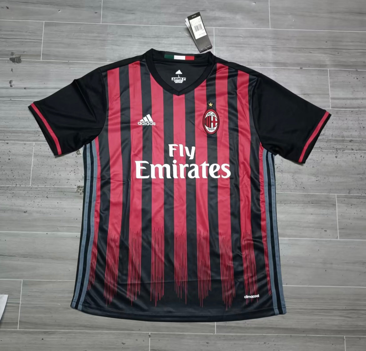 Maillot Rétro AC Milan 2016-17 Domicile