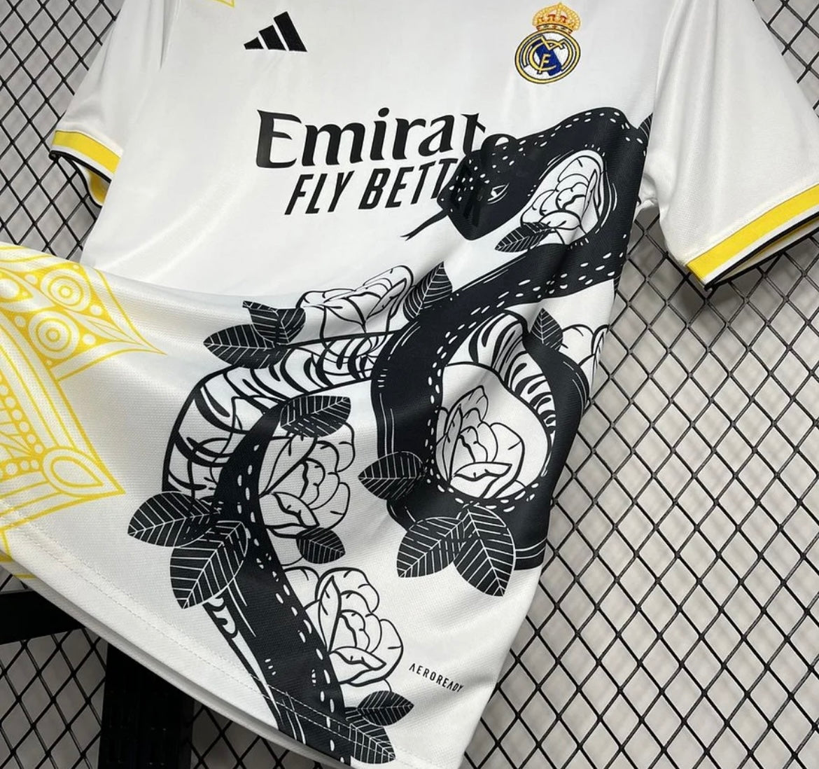 Maillot Real Madrid 2024-25 Concept V9