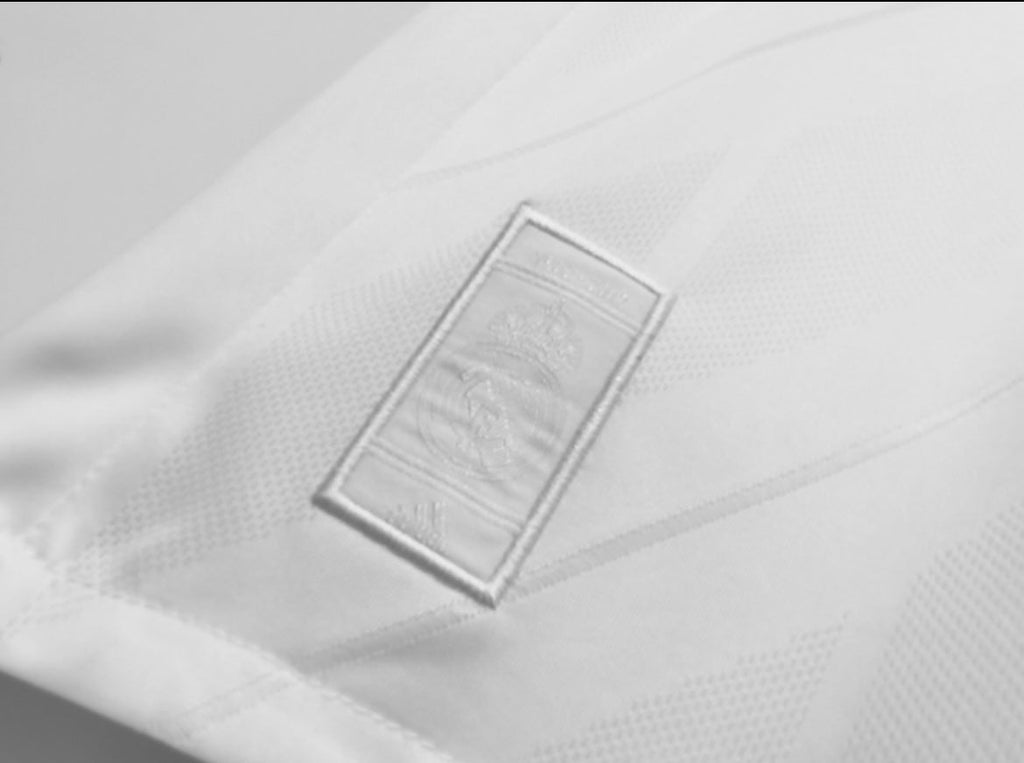 Maillot Rétro Real Madrid 2017-18 Domicile