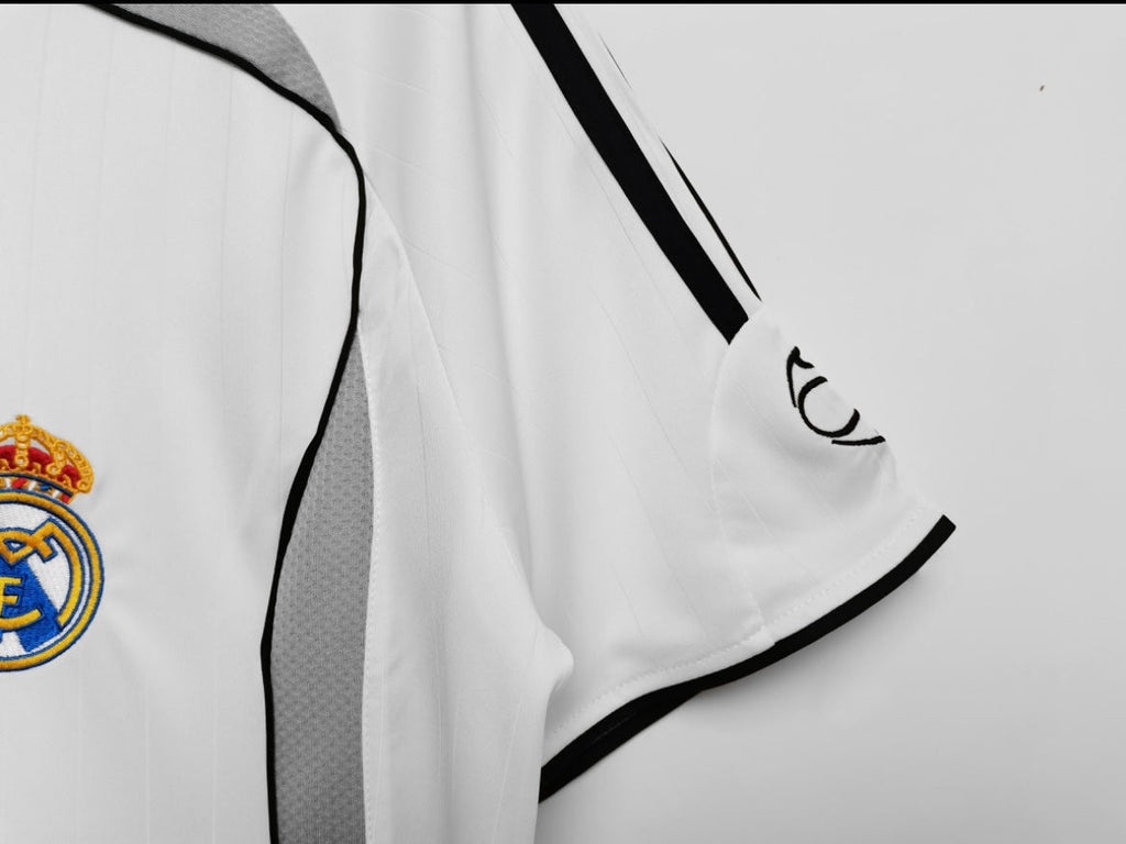 Maillot Rétro Real Madrid 2006-07 Domicile